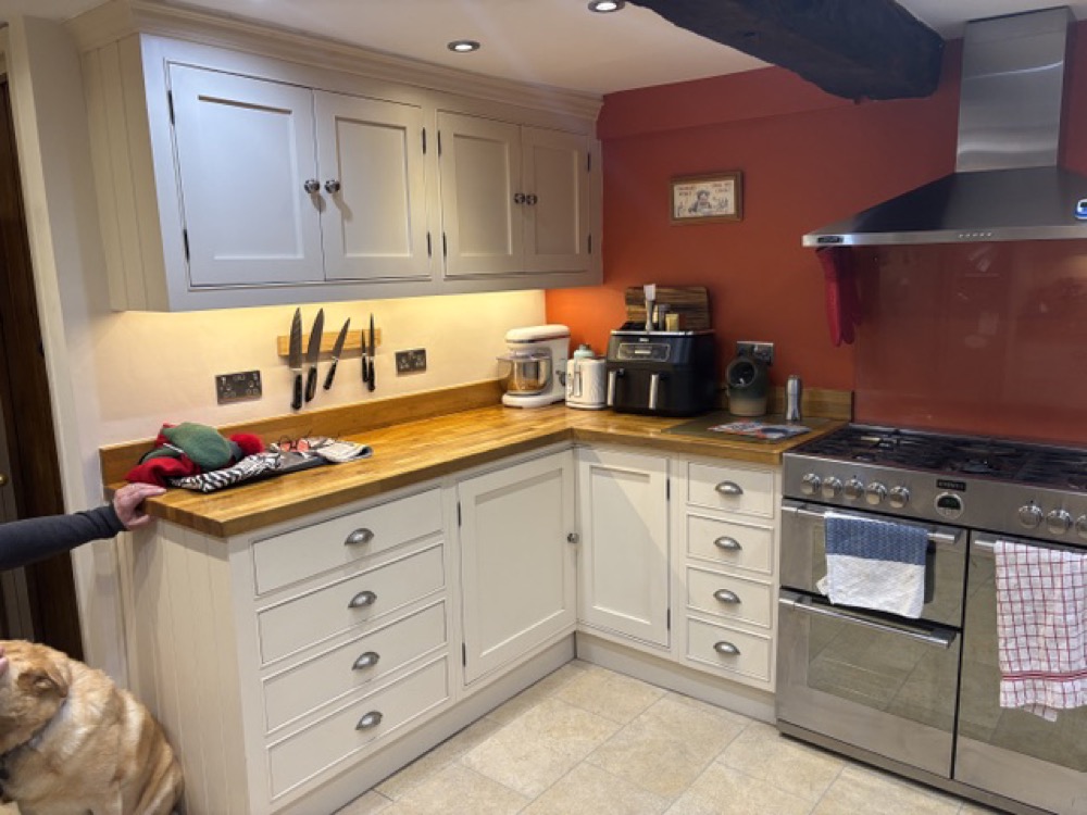 Bill&rsquo;s kitchen in Stourbridge &mdash; before 3