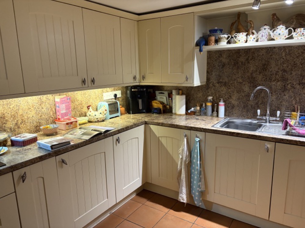 Joanne&rsquo;s kitchen in Tewkesbury &mdash; before 2