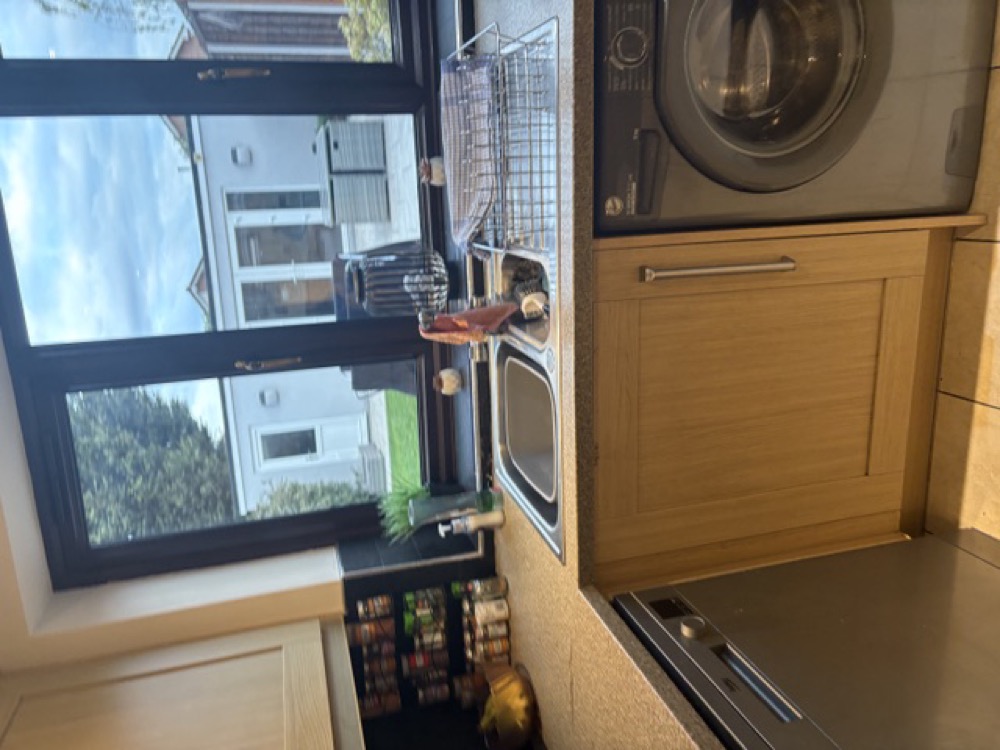 Nick&rsquo;s kitchen in Pershore &mdash; before 3