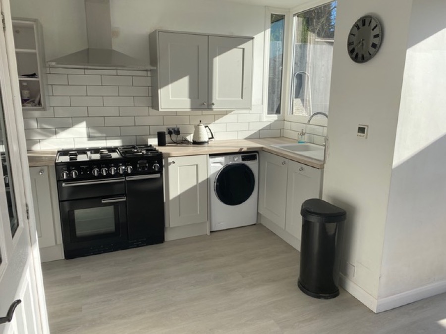 Finished kitchen makeover in Worcester